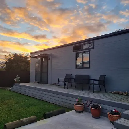 Pwl Healing Retreat Accommodation